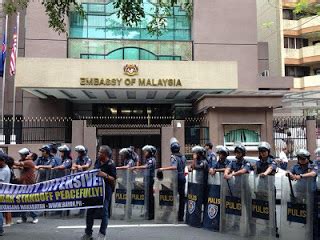 The official twitter account of the embassy of malaysia in jakarta, ri / akun twitter resmi kedutaan besar malaysia di jakarta, ri. Pencerobohan Lahad Datu Kedutaan Malaysia di Manila ...