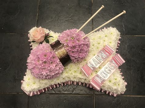 Ball of wool funeral flowers tribute pillow | Funeral flowers, Funeral