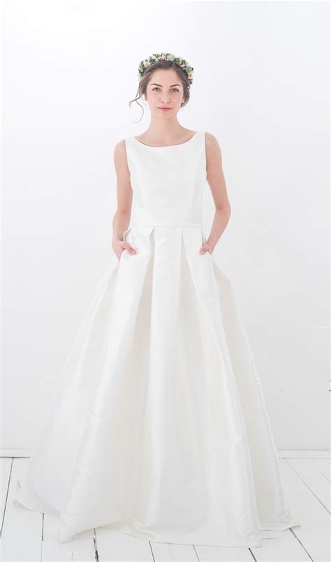 Check spelling or type a new query. hochzeitskleid brautkleid flow