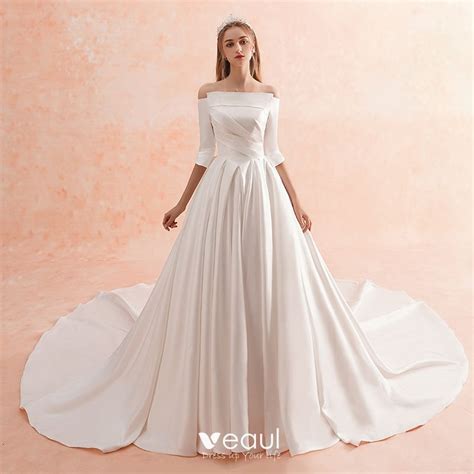 Do you have a retailer or designer that should be on our radar? Modest / Simple Ivory Winter Wedding Dresses 2019 A-Line ...