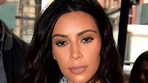 Kardashian Fans Think Kim Looks ‘so Different Before ‘getting Plastic Surgery In Throwback