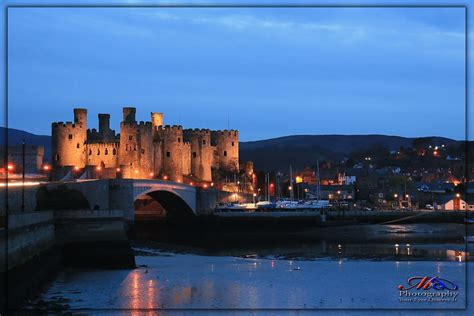 Conwy Castle At Dusk Canon Ef S 18 200mm F35 56 Is Loo Flickr