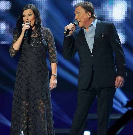 Hanna ferm och liamoo sjunger hold you live hos lotta på liseberg 2019. Jag Skriver Som Jag Vill: Dagen Efter Melodifestivalen I ...