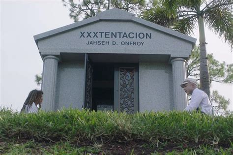 Craig Xen Visits Xxxtentacions Gravesite In Run It Back Video Xxl