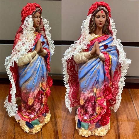 Santa sara kali é a padroeira dos ciganos e quem zela por esse povo nômade e de cultura tão rica. Santa Sara Kali no Elo7 | Luz de Santo Arte Sacra (10AF5F1)