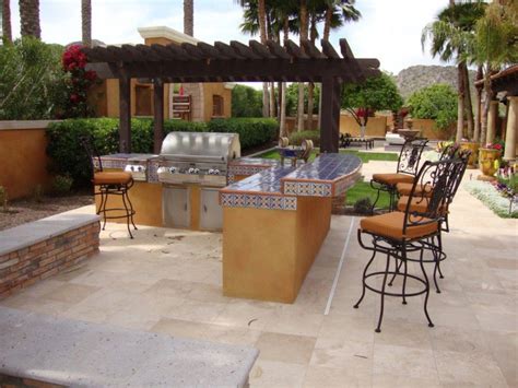 Don't want a large outdoor dining table crowding your space? ideas amazing outdoor kitchen island plans with mexican ...