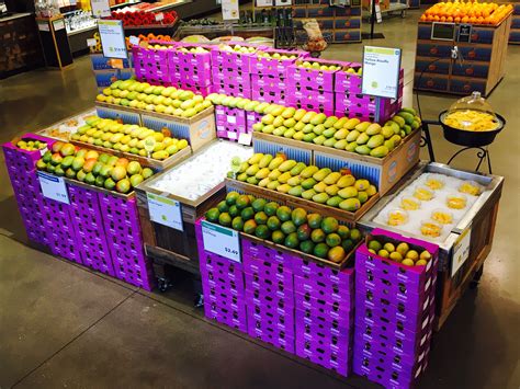 Mango Display Whole Foods Colleyville Texas Fruit Displays Fruit