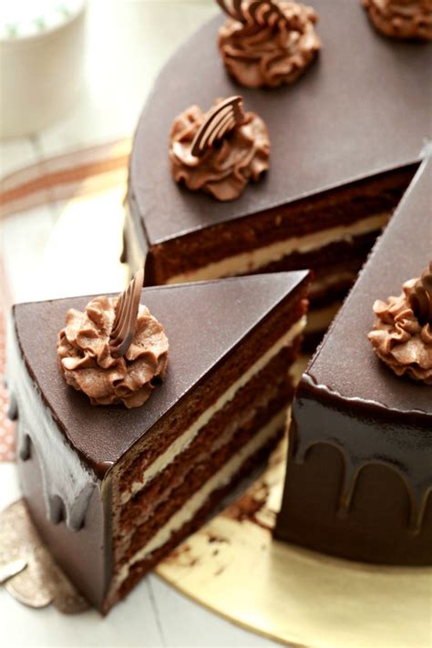 Kek coklat indulgence tanpa gelatin. Cara Membuat Resepi kek coklat indulgence sukatan cawan ...