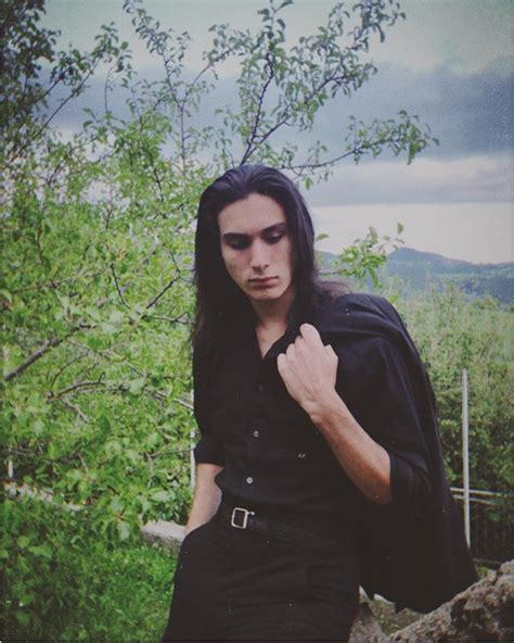 On our instagram viewer you can easy watch instagram stories, profiles, followers anonymously. Ethan Torchio/Måneskin en Instagram: "Supererò le correnti ...