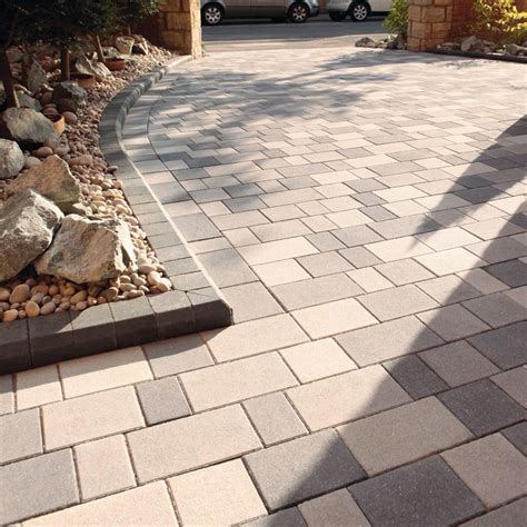 With a wealth of driveway ideas, our block paving can be set as a feature on your patio, create a consistent look. 17 Best images about Paving Ideas Front and Rear on ...