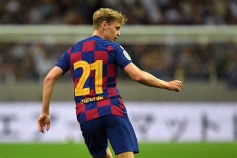 Frenkie De Jongs Individual Highlights Of His Debut For Barcelona