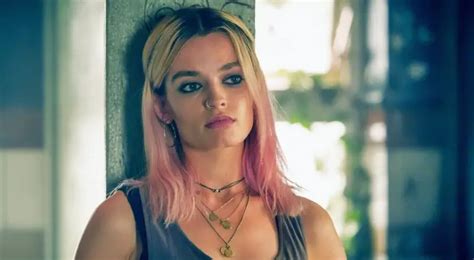 Maeve Wiley From Sex Education Charactour