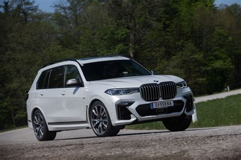 Bmw x7 m50d is shockingly fast, shows diesels are not just for economy. Test: BMW X7 M50d - ALLES AUTO