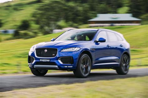 Review 2017 Jaguar F Pace Review