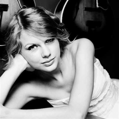 X Resolution Taylor Swift Black And White Wallpaper X Resolution Wallpaper