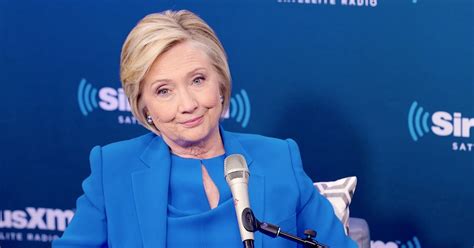 Hillary clinton height is 1.62 m and weight is 70 kg. Hillary Clinton Calls Kushner Email Revelations 'The ...