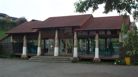 Villa kiputih bandung menambah koleksi anda dalam memilih villa di kawasan bandung karena villa kiputih cimbuleuit bandung sangat cocok di pilih ketika anda berwisata di daerah bandung dan anda mencari villa yang dekat dengat tempat wisata di daerah bandung,kami menawarkan villa yang. Wisata Lembang - Vila Ungu
