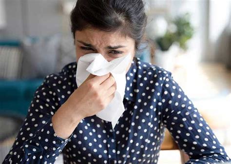 Itchy And Runny Nose Allergy Symptoms Reactine®