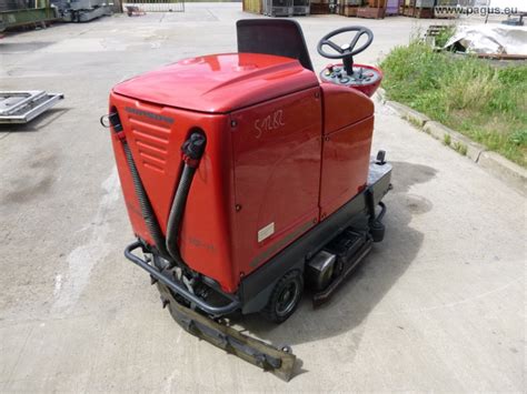 Unser sortiment artikelbeschreibung scheuersaugmaschine bodenreiniger gansow mit ladegerät +++ noch 4 stück auf lager! Scheuersaugmaschine TITAN 142 BF75C - gebrauchte und neu ...