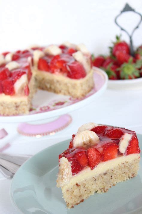 Maybe you would like to learn more about one of these? Erdbeer Bananen Kuchen mit Vanillepuddingfülle und ...