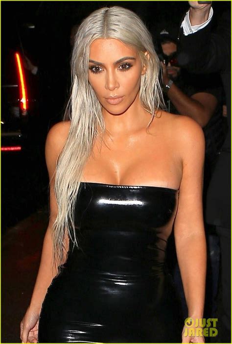 kim kardashian rocks platinum hair and skin tight dress for nyfw event photo 3951565 kim