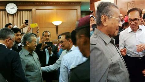 Born 10 august 1947) is a malaysian politician who has twice served as leader of the opposition. Dr M makes surprise court visit in support of Anwar's NSC ...