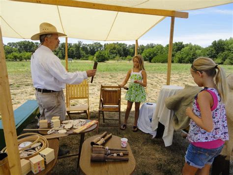 Old fashioned week is an annual celebration of this classic bourbon cocktail, featuring events in bars and online. Old-Fashioned Fun at Towne Park Old Time Picnic ...