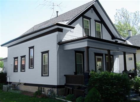 Mar 15, 2018 · exterior trim details tie your home's form and function together. light gray house with dark gray trim - Google Search ...