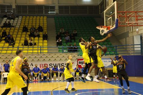 Φωτορεπορταζ του από το ΑΠΟΕΛ Κεραυνός Cyprus Basket