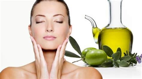 How To Use Olive Oil To Get Glowing Skin