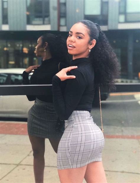 Sizzling Photos Of Thicc Girls That Would Leave The Assgang Craving
