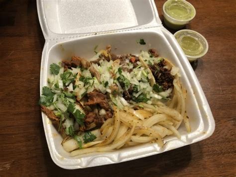 Wichita, ks has a vibrant and wonderful food truck scene, boasting a wide variety of food trucks, ranging from german food, crepes, and korean food to tacos, fusion, and even hawaiian food! Reviewing the west side Alejandro's Fast Mexican Food ...