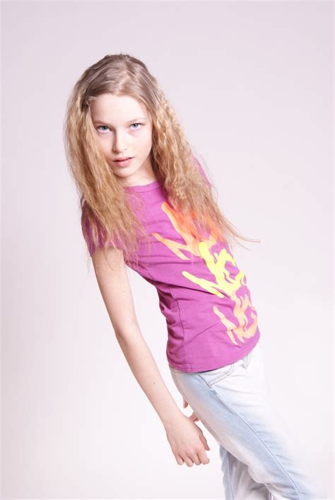 Лиана Junior T Shirts For Women Tops Fashion Moda Fashion Styles