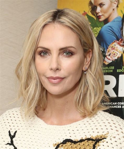 Charlize Theron Charlize Theron Hair Famous Blondes Charlize Theron