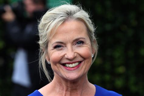 did carol kirkwood get plastic surgery body measurements and more plastic surgery stars