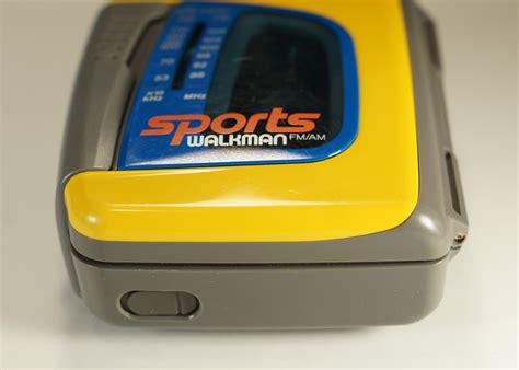 Sony Walkman Wm Fs191 Yellow Sports Portable Cassette Player Am Fm Radio