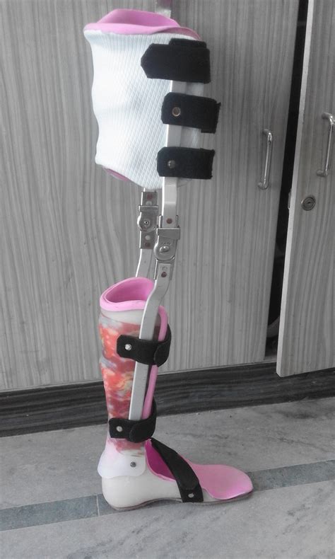 Custom Leg Braces For Recreational And Theatrical Purposes Knee Ankle