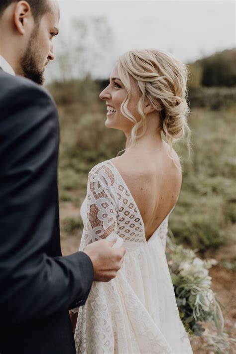 Wenn du aktien kaufen oder verkaufen willst, ist der direkthandel ideal. Hochzeitskleid lange Spitzenärmel Rückenausschnitt Boho ...