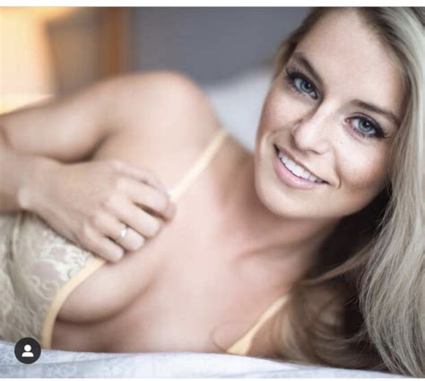 Bri Lauren Is Looking Sexy As Hell In Nude Laced Ladies Man Killa