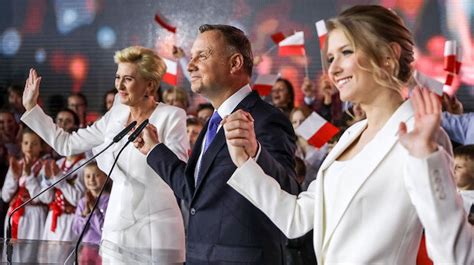 Poland’s Incumbent Duda Narrowly Wins Presidential Vote Politics