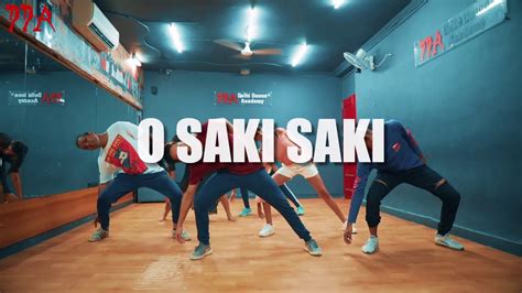 Presenting the hottest dance anthem of the season as o saki saki from the movie batla house, with the sizzling performance by nora fatehi. O SAKI SAKI | Nora Fatehi | Bollywood Dance | Bollywood ...