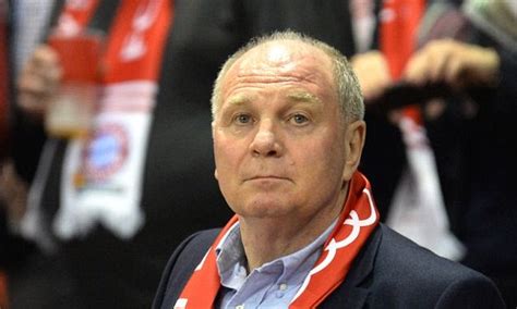 Bayern Munich Boss Uli Hoeness Stands Trial Over Of Tax Evasion Daily Mail Online