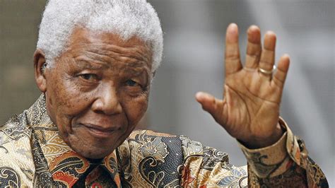 Nelson Mandela Premier Président Noir Dafrique Du Sud Est Mort Rtbfbe