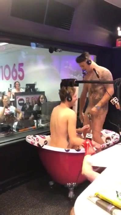 Cfnm Cmnm Enm Naked Dating Australian Radio Thisvid