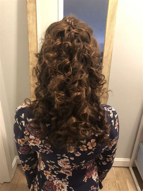 Now you can also have bouncy and springy curls. Foam curlers are the BOMB!💙💙 | Crazy curly hair, Curly ...