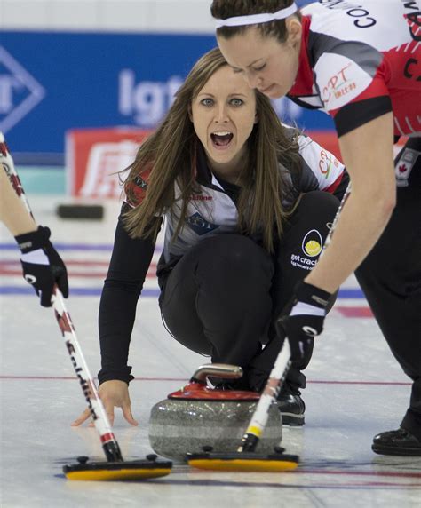Team Canada Improves To 5 0 At World Women S Curling Championship 680