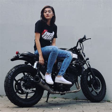 Find ninja 250 r from a vast selection of motorcycles. Modifikasi Kawasaki Ninja 250R Scrambler, Jadi Andalan ...