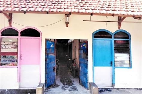 Saat membersihkan kamar mandi, pastikan untuk memakai sarung tangan karet, masker hidung dan mulut, ya. Kamar Kos Sangat Luas 4.5m x 5m, Kamar Mandi/ Dapur ...