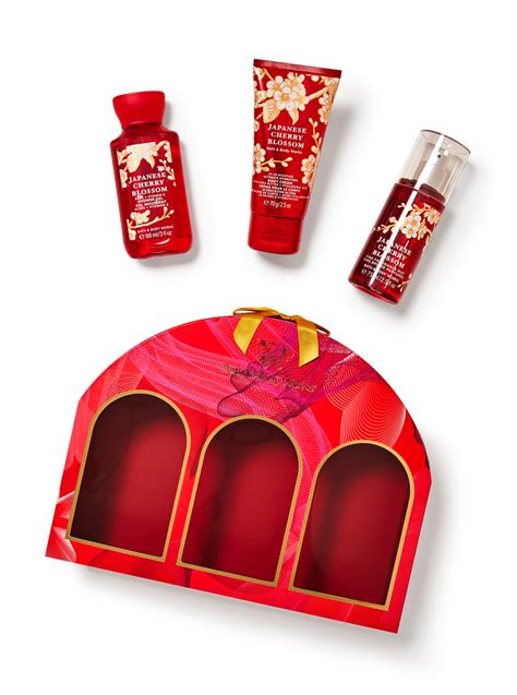 Buy Japanese Cherry Blossom Mini Gift Box Set Online In Dubai Abu