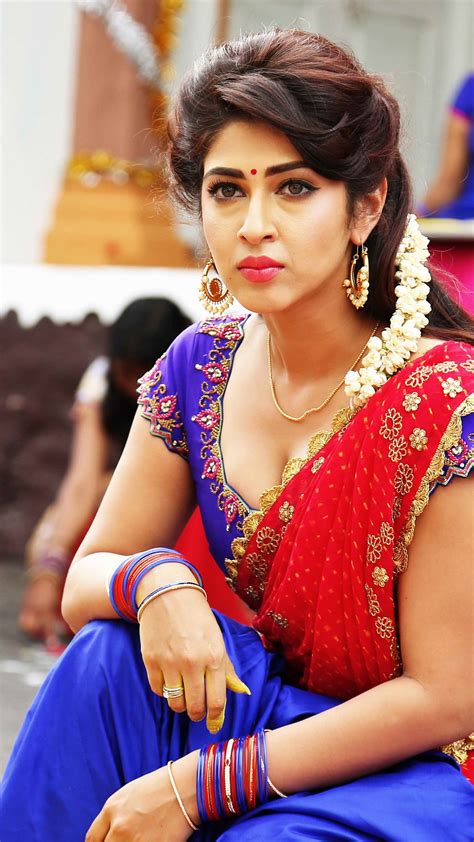 Wallpaper Sonarika Bhadoria Telugu Actress Hot Saree Sonarika